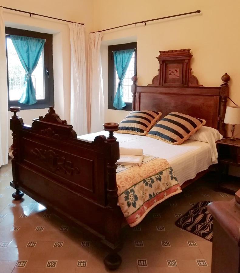 Hostal Rural Mas Blanc San Martín de Centellas Eksteriør bilde
